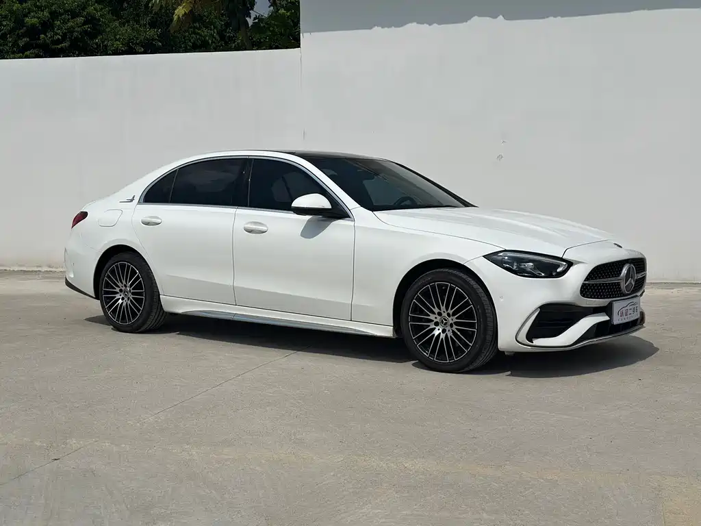 Mercedes-Benz C-Class — миниатюра 3