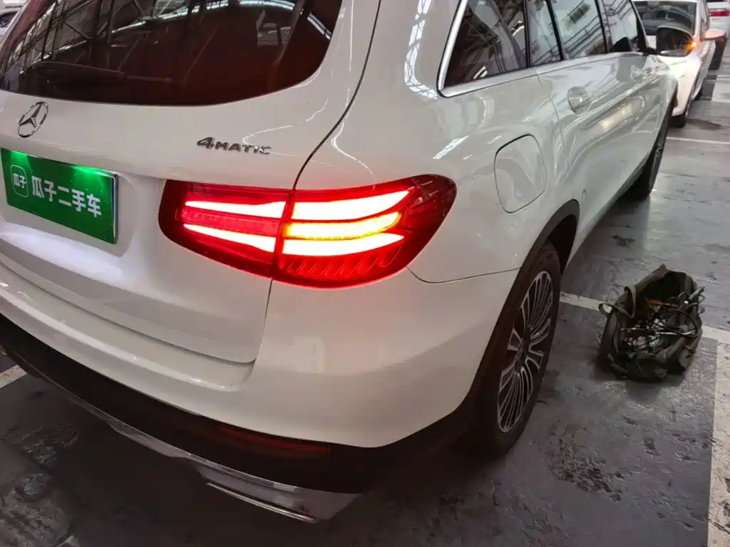 Mercedes-Benz GLC — миниатюра 8
