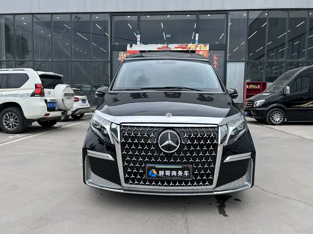 Mercedes-Benz V-Class V 2022 V 260 L Luxury