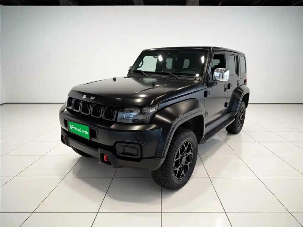 BAIC BJ40 2023 2.0D AT
