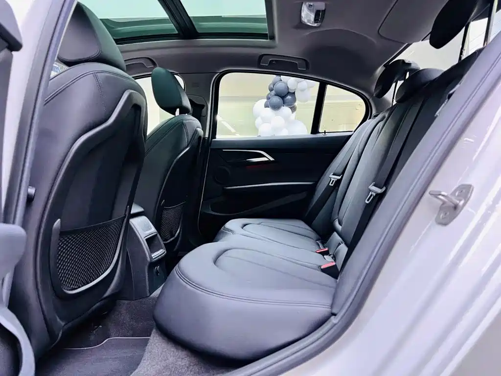 BMW 1 Series - фото 15