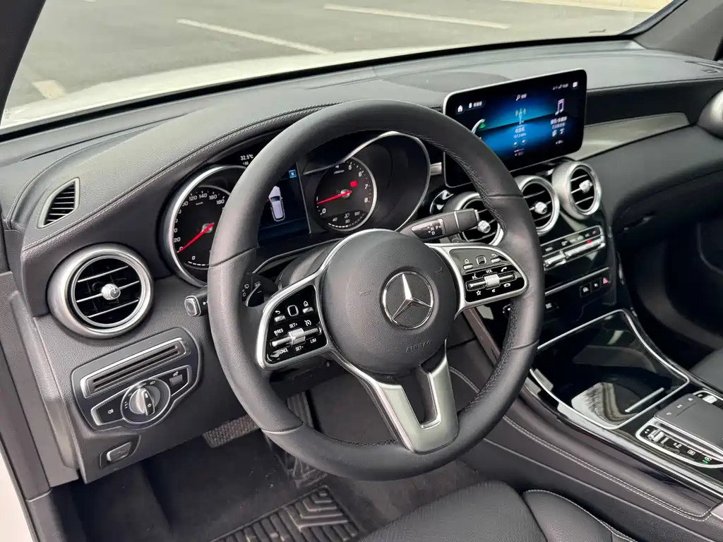 Mercedes-Benz GLC — миниатюра 5