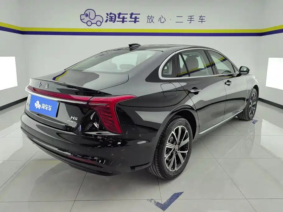Hongqi Hongqi H5 PHEV — миниатюра 2