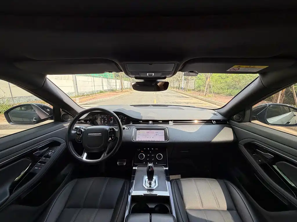 Land Rover Evoque — миниатюра 6