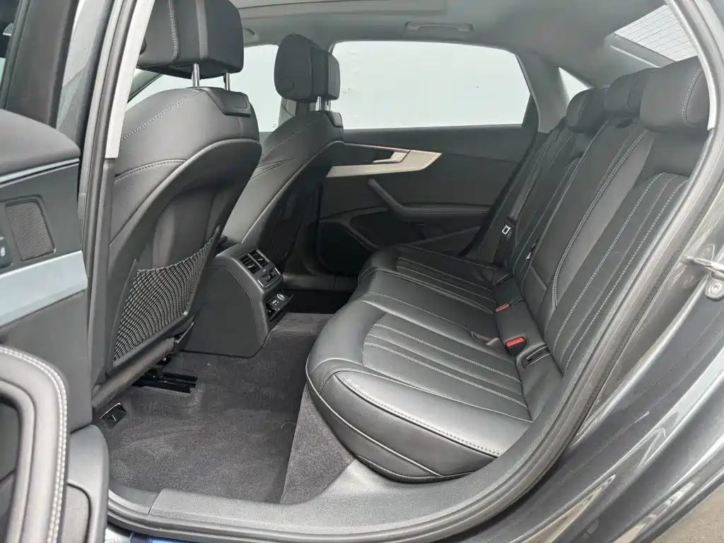 Audi A4L — миниатюра 16