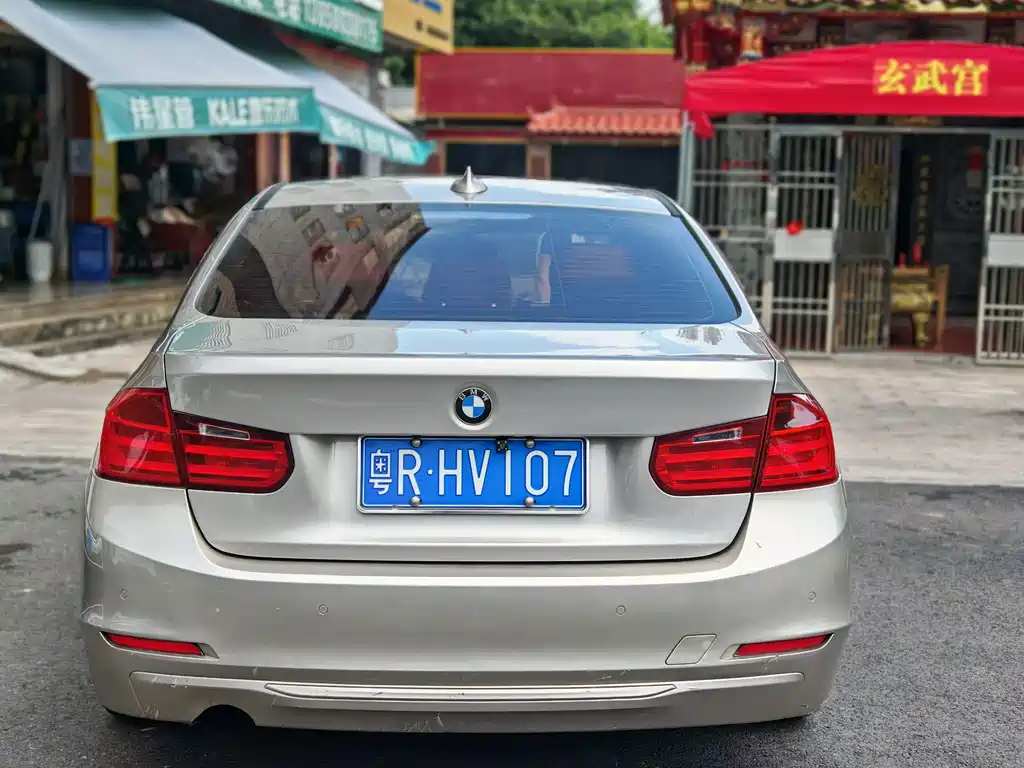 BMW 3 Series — миниатюра 5