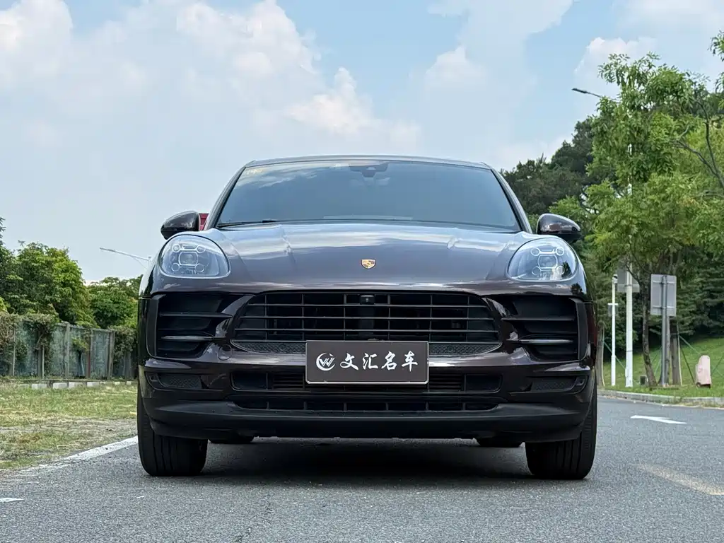 Porsche Macan — миниатюра 3