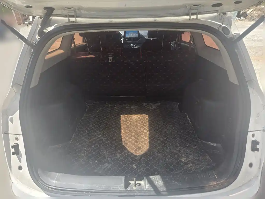 Baojun 310W — миниатюра 20