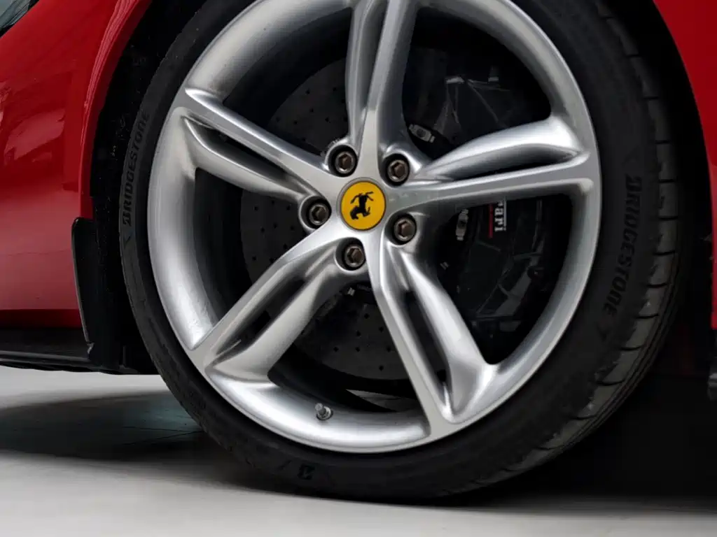 Ferrari 296 — миниатюра 10