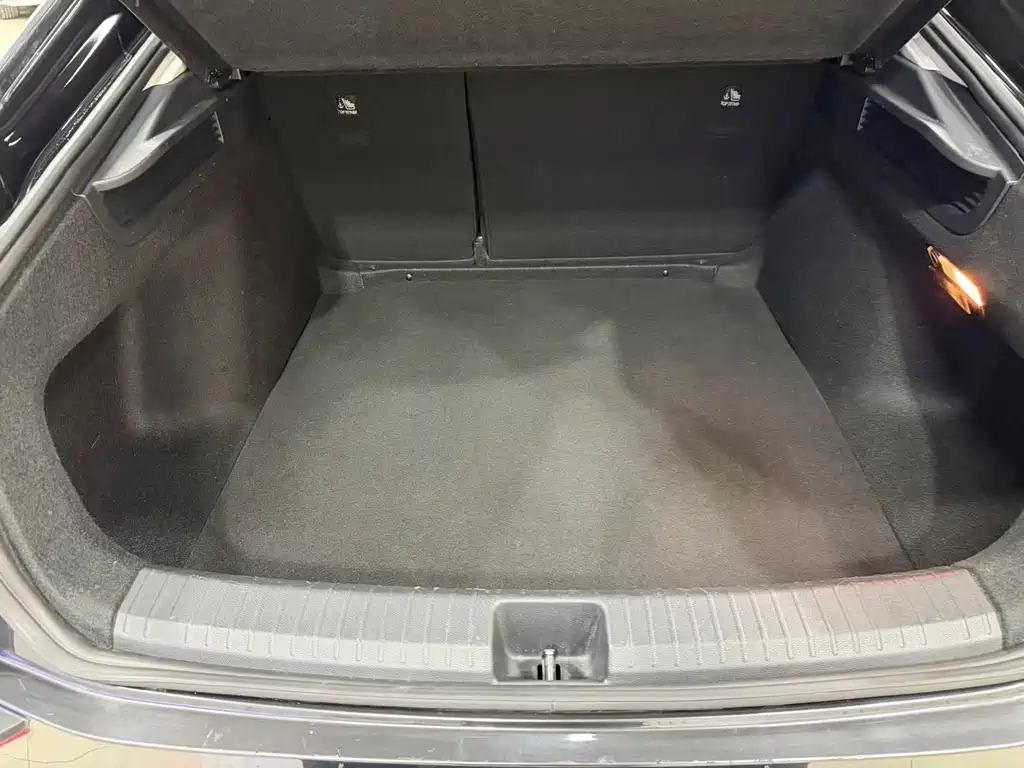Volkswagen Lamando — миниатюра 18