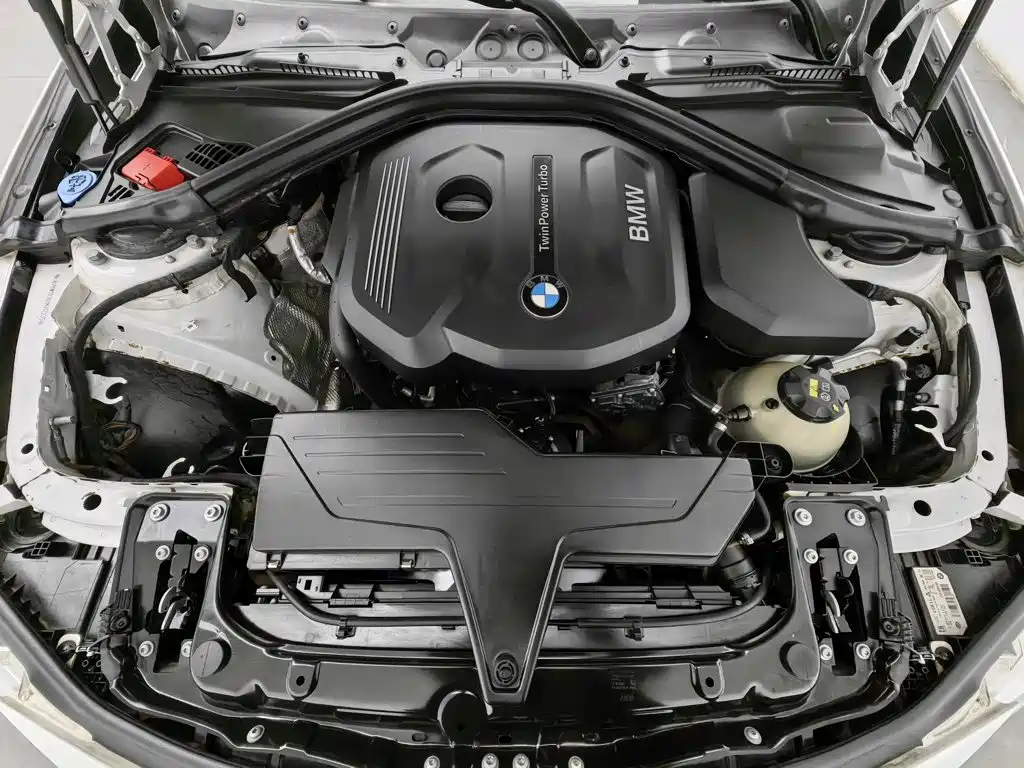 BMW 3 Series — миниатюра 6