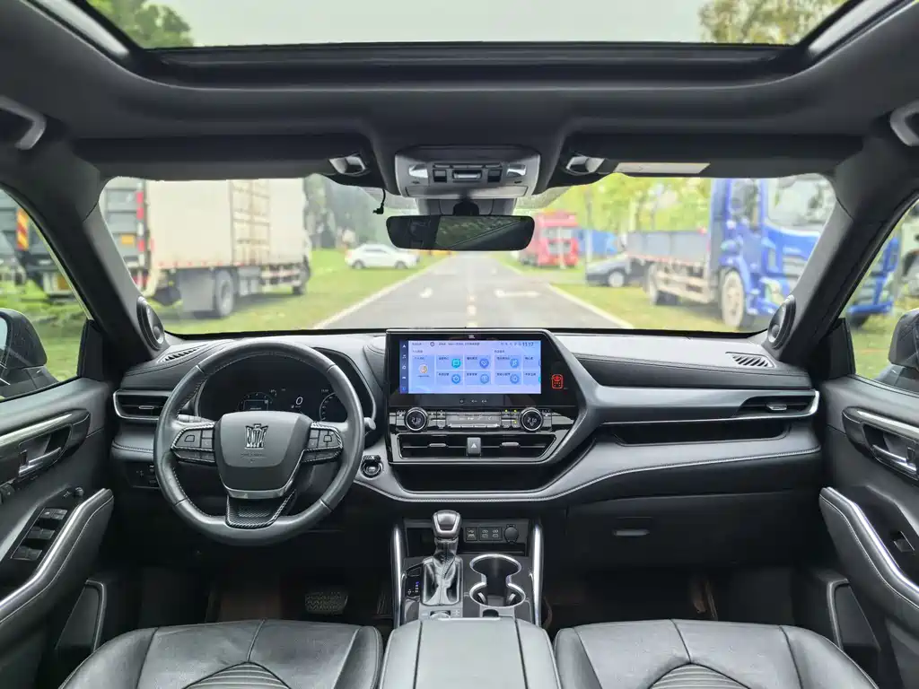 Toyota Crown Kluger 2022 2.0T