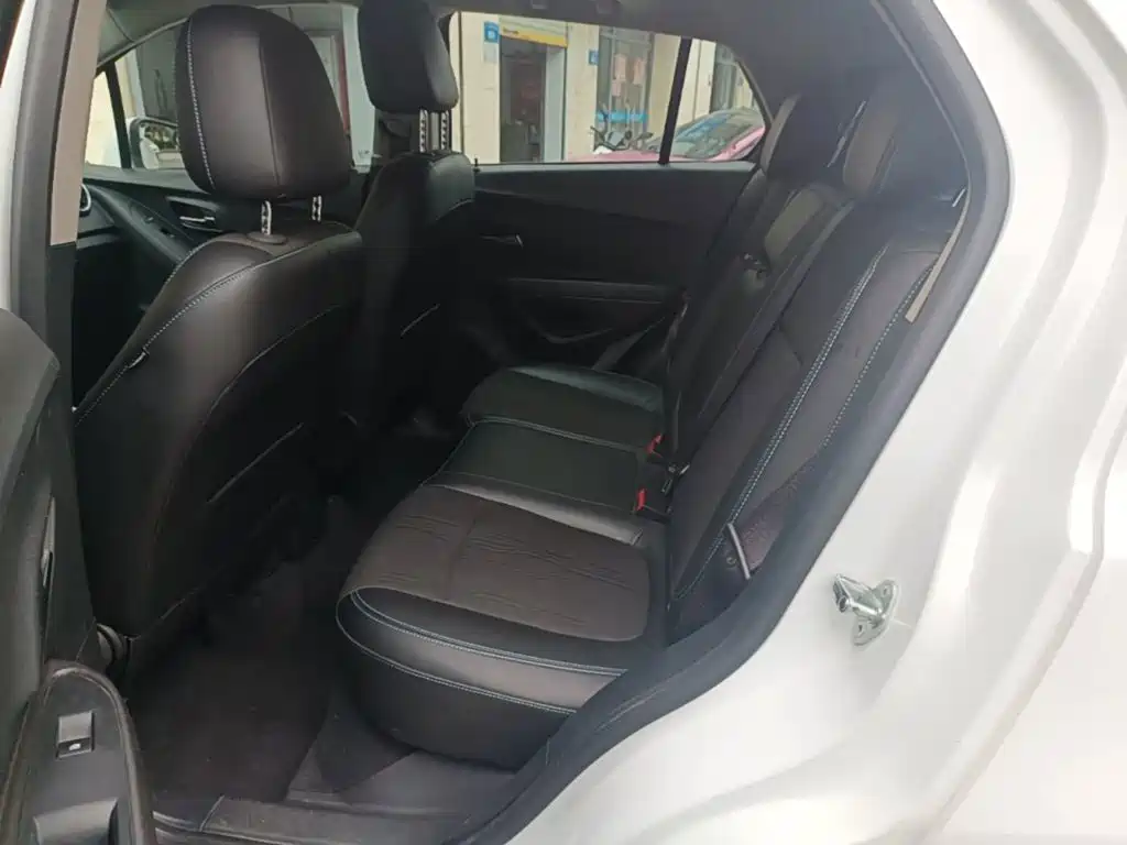 Chevrolet Trax — миниатюра 17