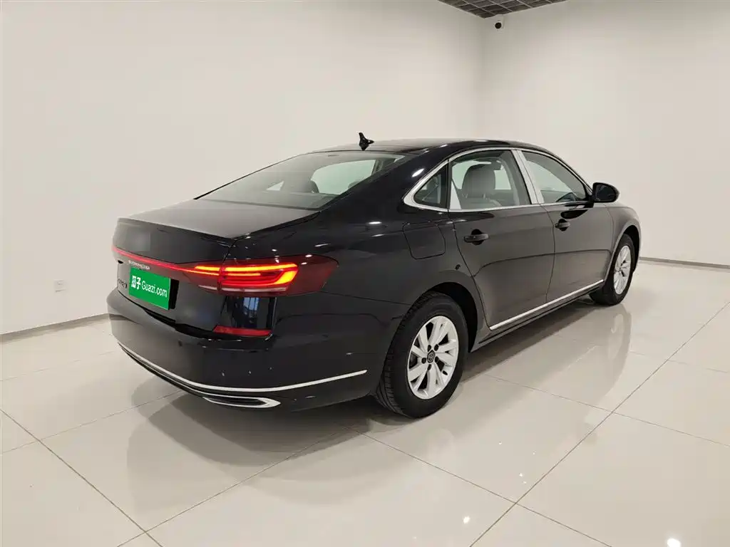 Volkswagen Passat 2025 430PHEV