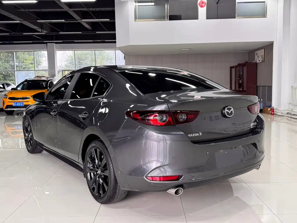 Mazda 3 Axela — миниатюра 4