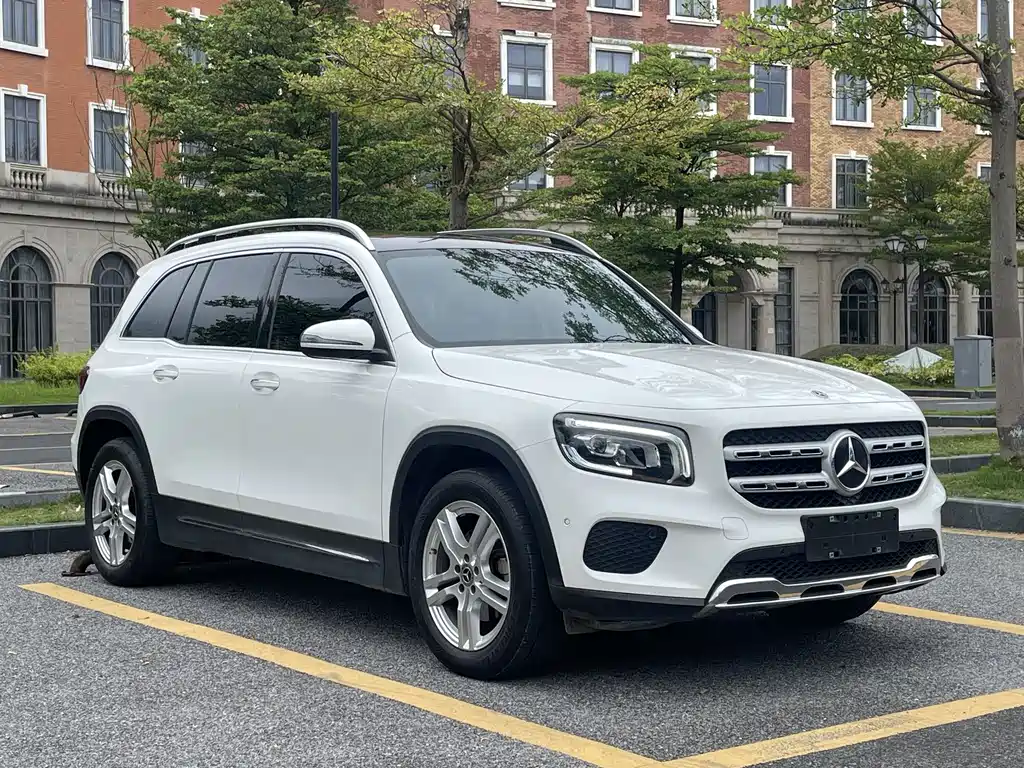 Mercedes-Benz GLB — миниатюра 3