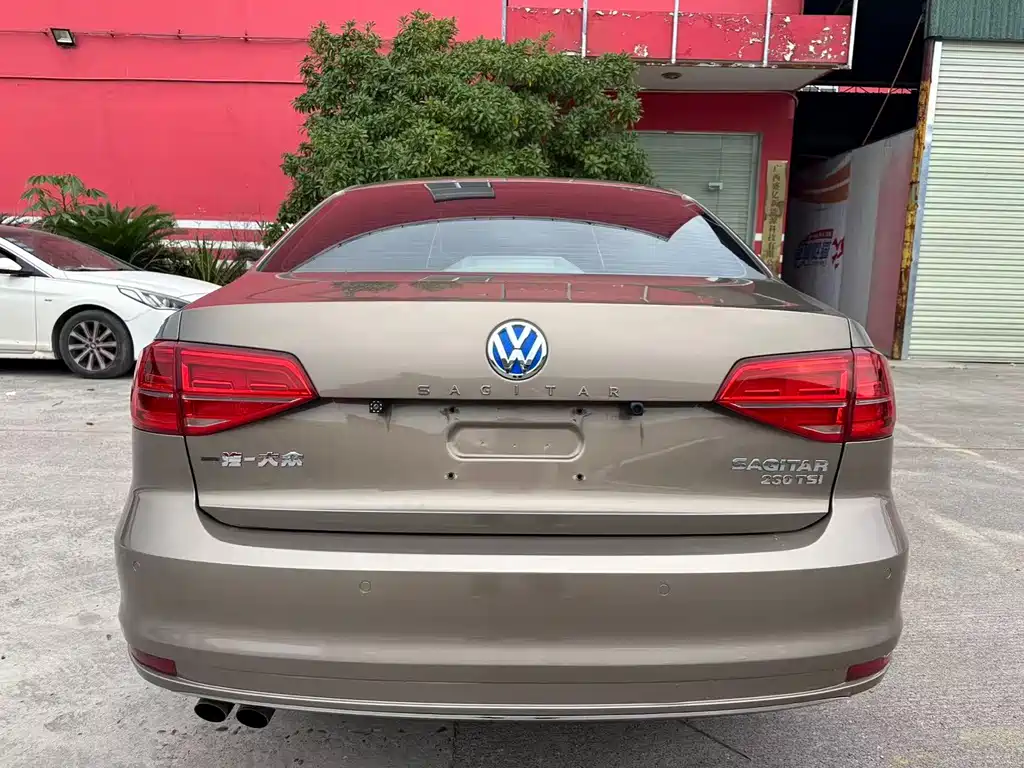 Volkswagen Sagitar — миниатюра 5