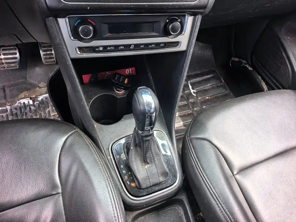 Volkswagen Polo — миниатюра 14