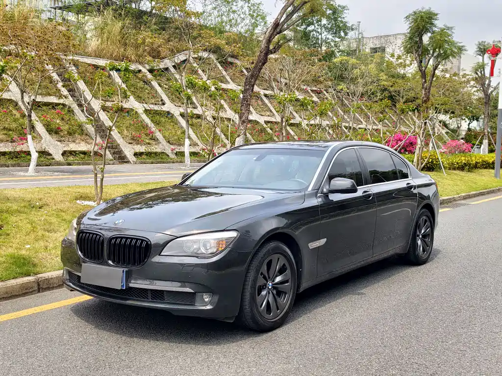 BMW 7 Series 2009