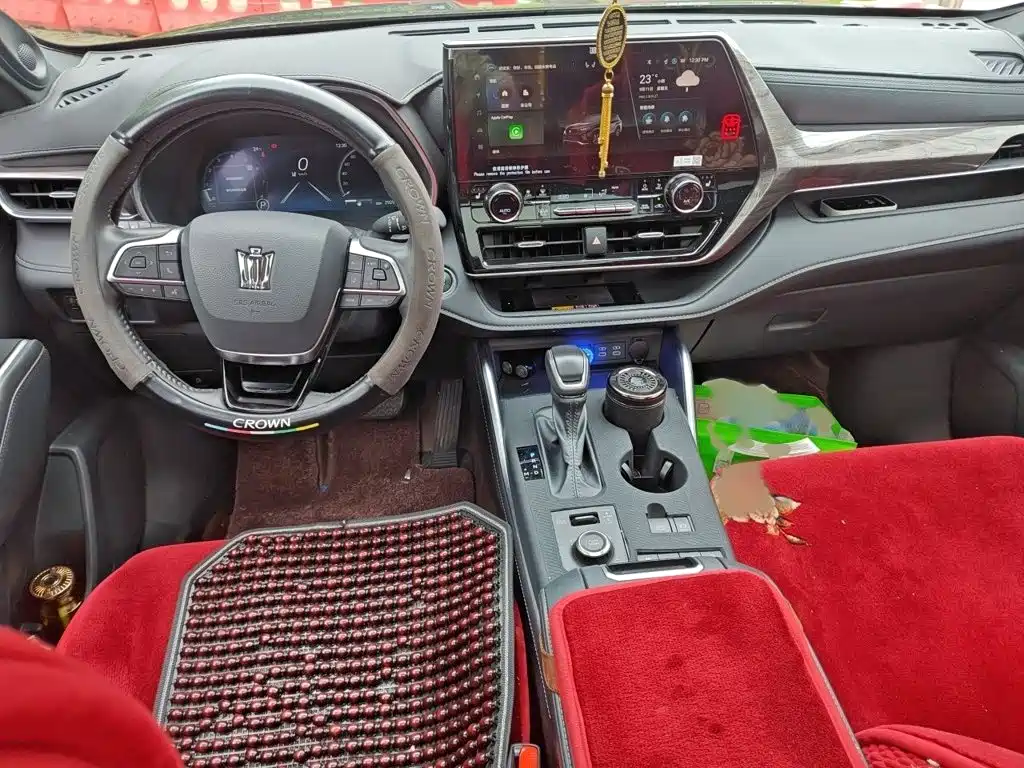 Toyota Crown Kluger — миниатюра 13