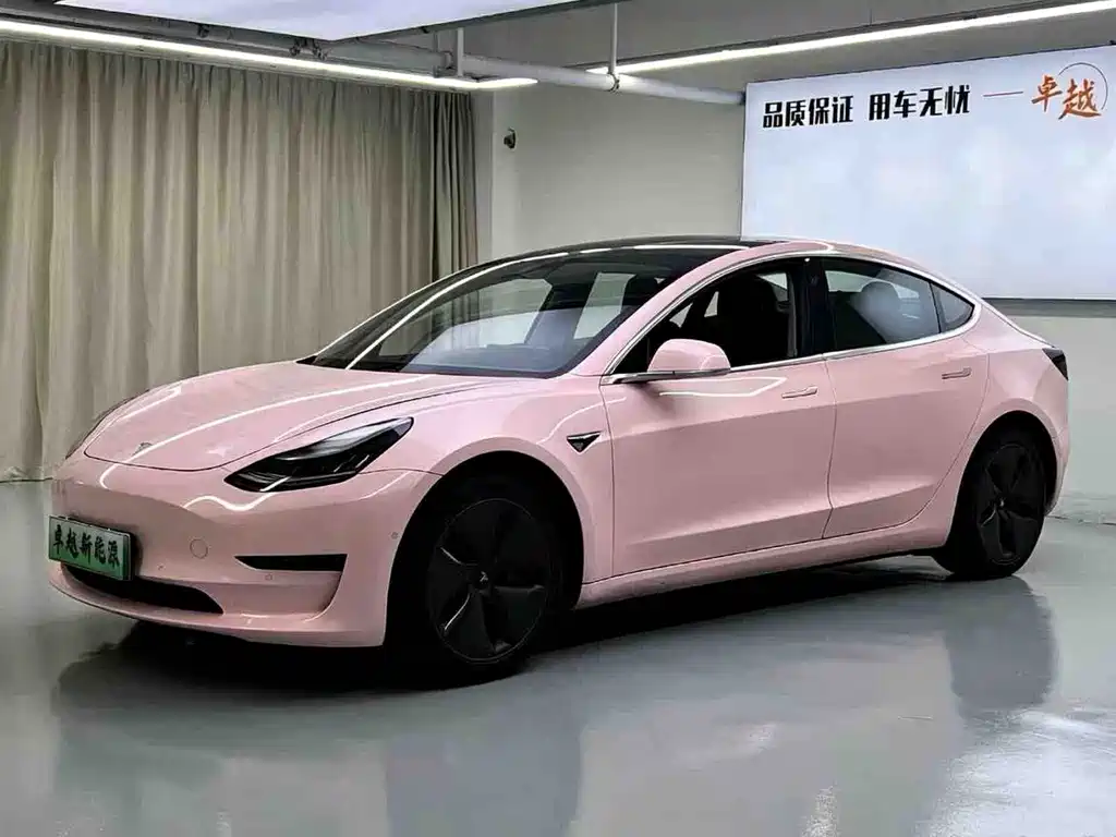 Tesla Model 3 — миниатюра 2