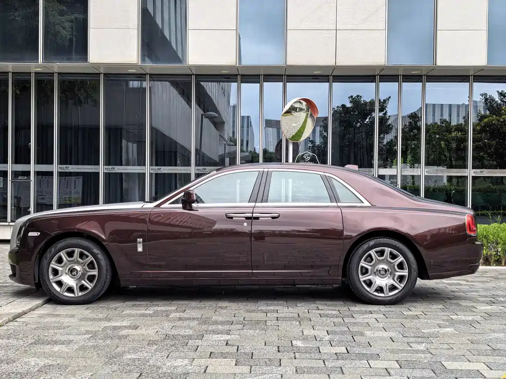 Rolls-Royce Ghost — миниатюра 6