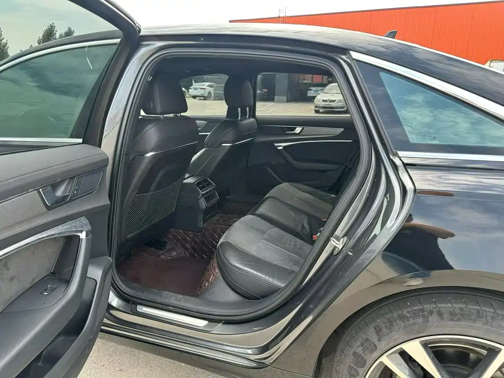 Audi A6L 2019 40 TFSI Luxury