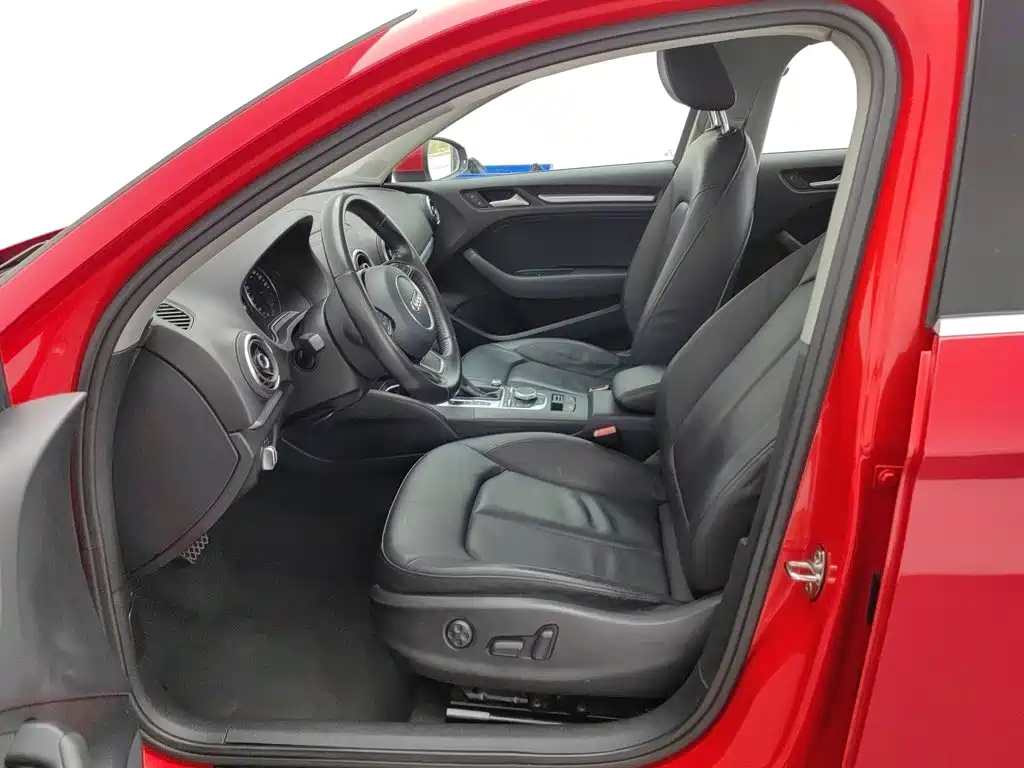 Audi A3 — миниатюра 10