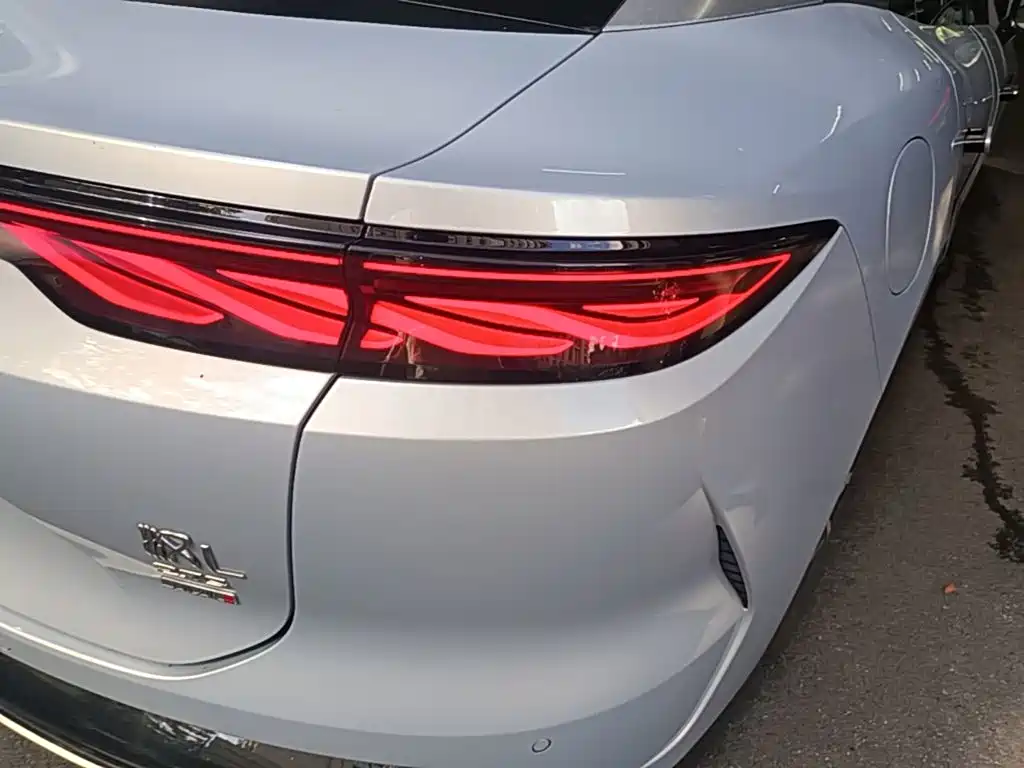 BYD Han L 2025 EV Flagship