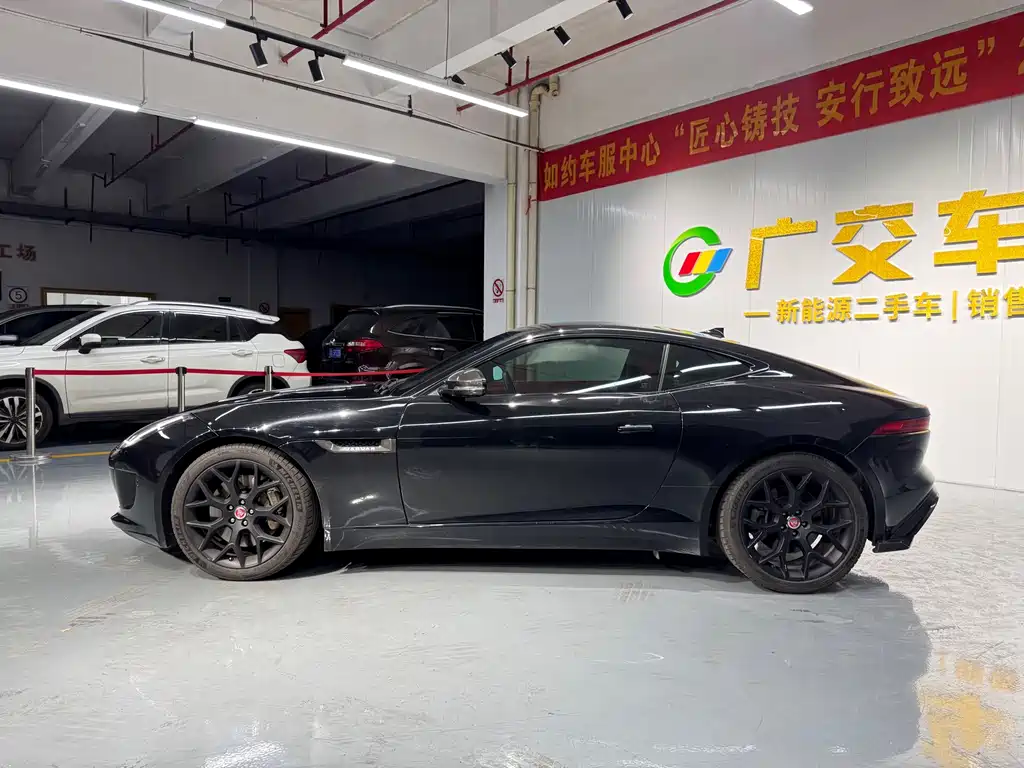 Jaguar F-TYPE — миниатюра 4