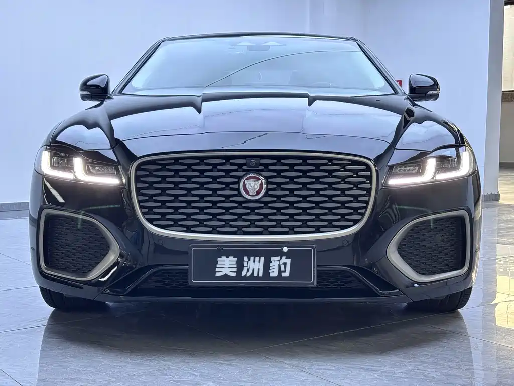 Jaguar XFL — миниатюра 2