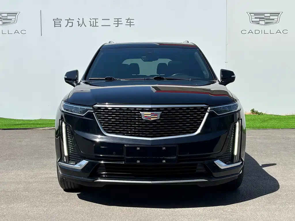 Cadillac XT6 2022 2.0T мест Luxury