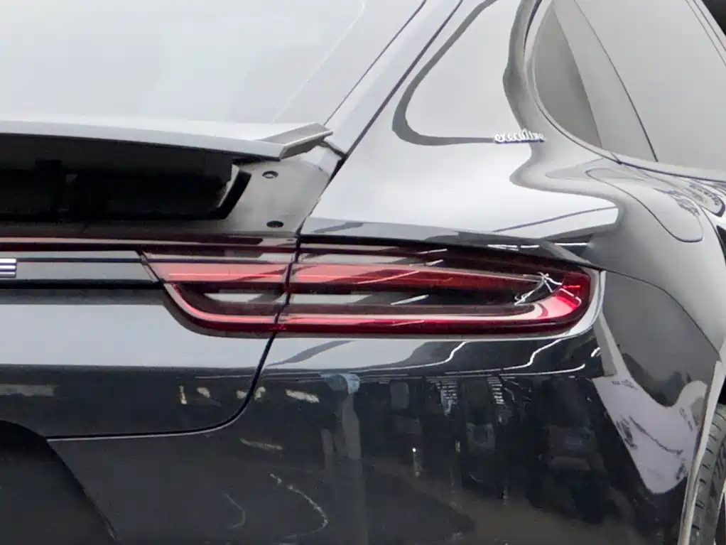 Porsche Panamera — миниатюра 6