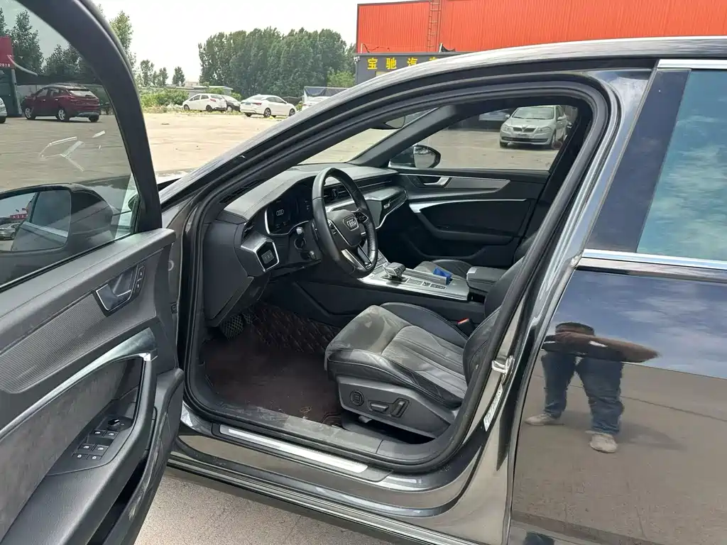Audi A6L 2019 40 TFSI Luxury