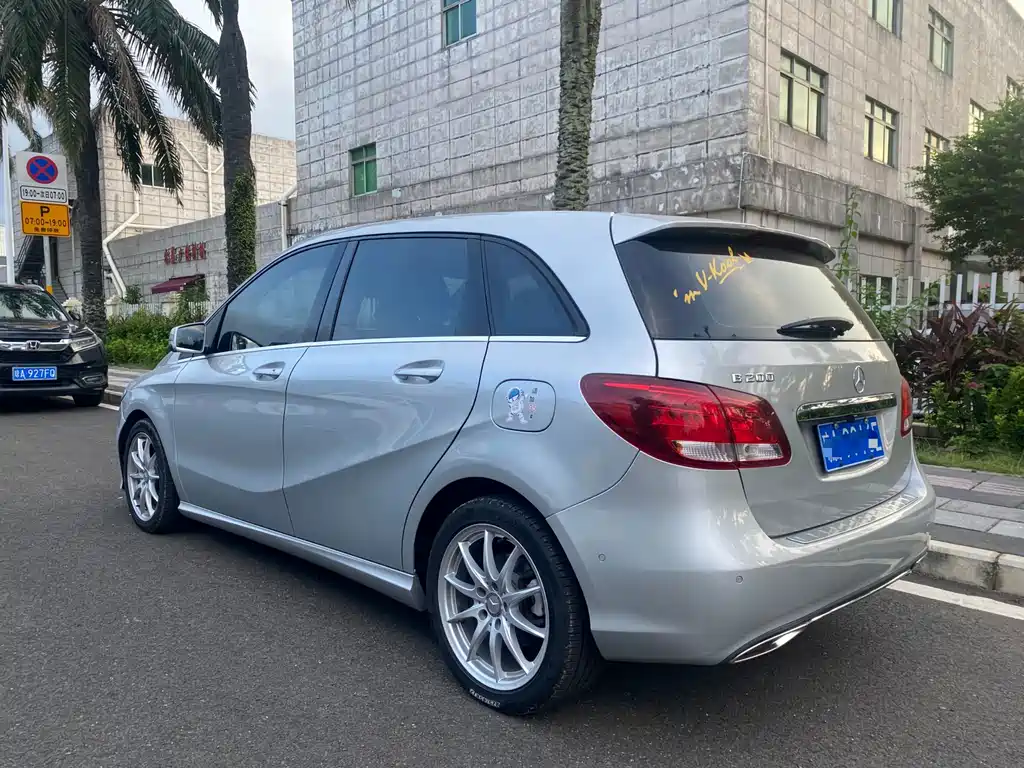Mercedes-Benz B-Class — миниатюра 5