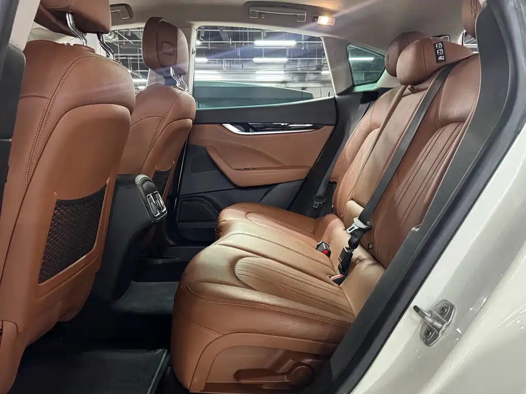Maserati Levante — миниатюра 13