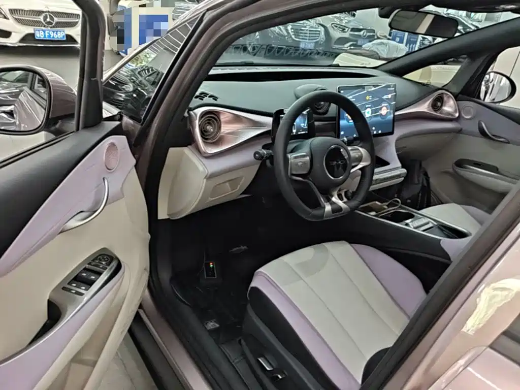 BYD Dolphin — миниатюра 16