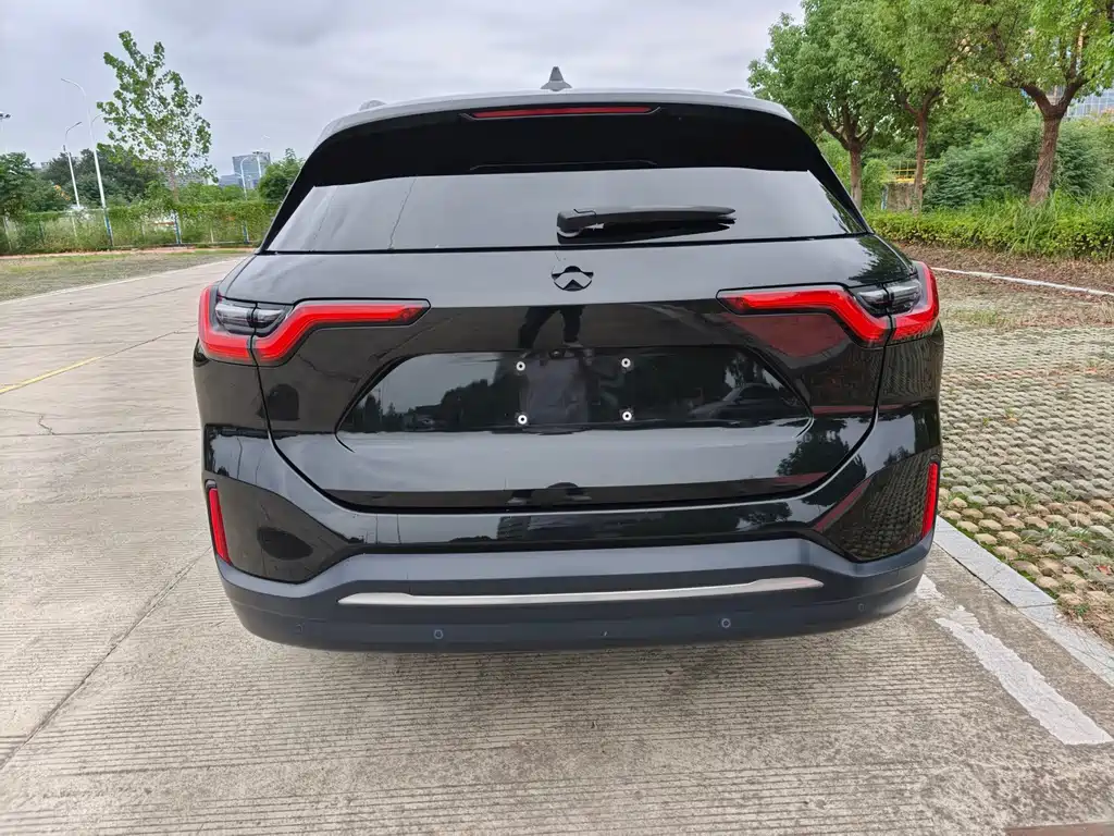 NIO ES6 — миниатюра 6