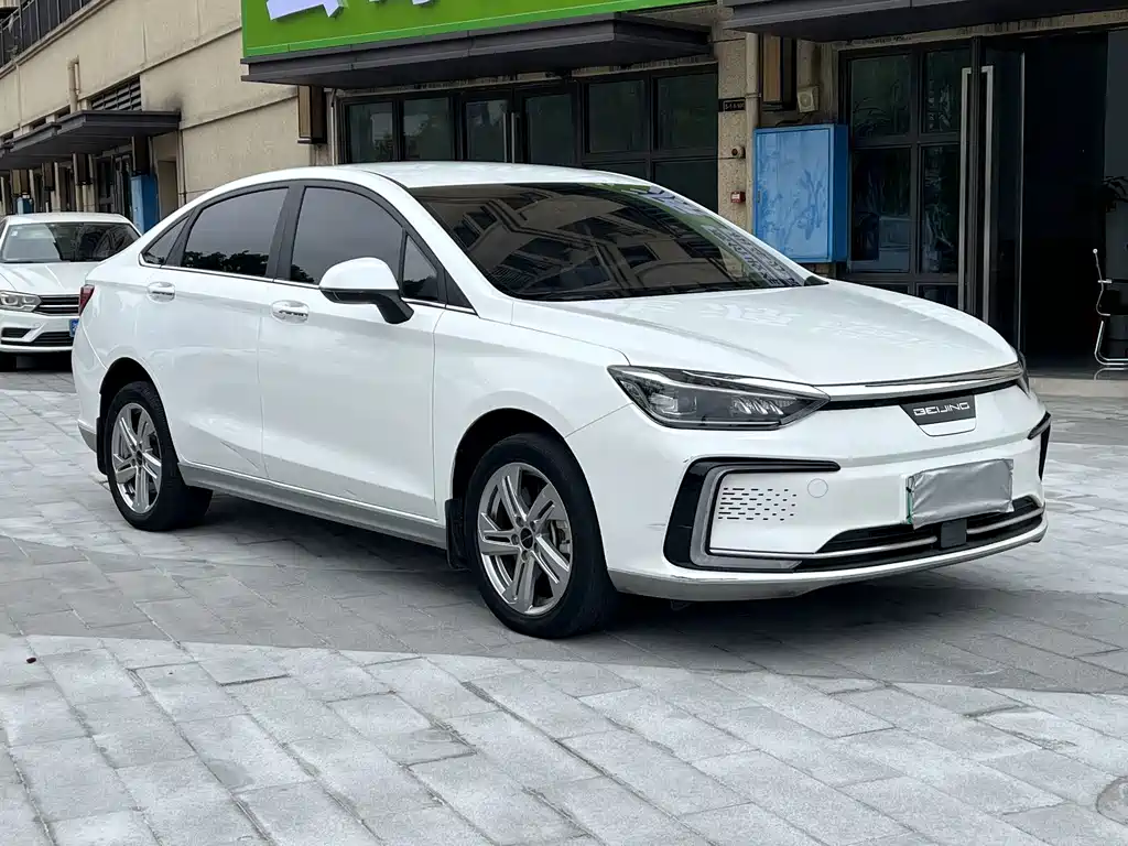 BAIC EU5 — миниатюра 2