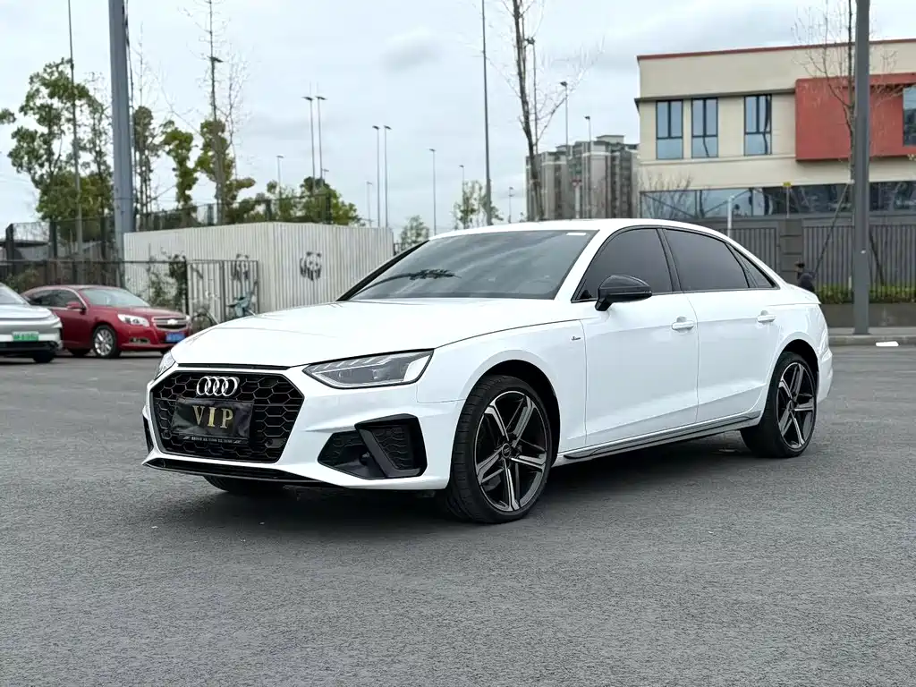 Audi A4L 2025