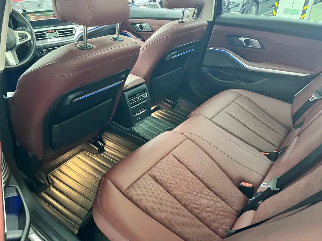 BMW 3 Series — миниатюра 10