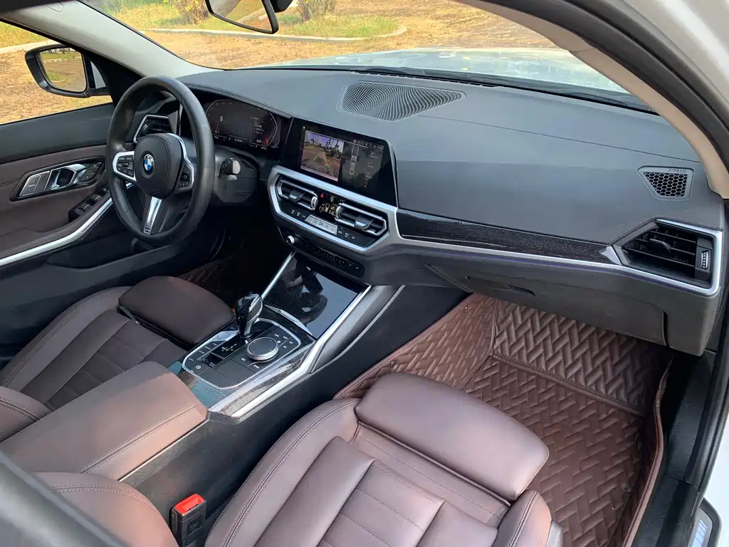 BMW 3 Series — миниатюра 11