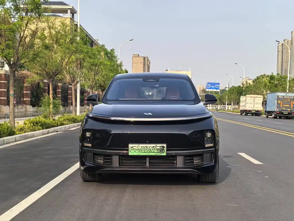 Li Auto Li L8 — миниатюра 2