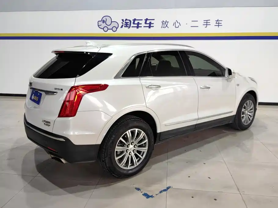 Cadillac XT5 — миниатюра 3