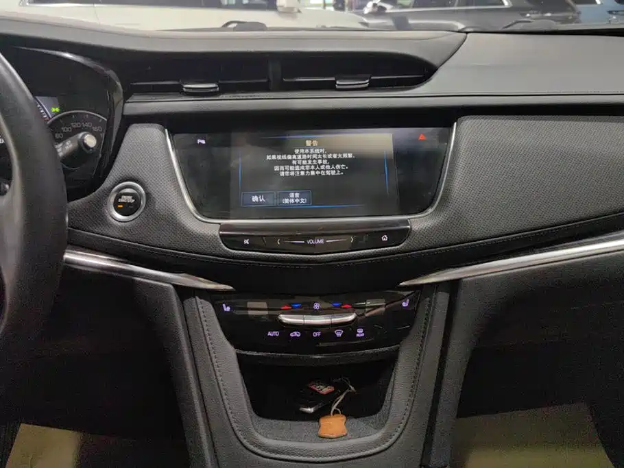 Cadillac XT5 — миниатюра 13