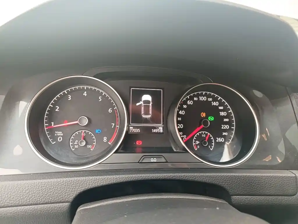 Volkswagen Golf — миниатюра 12