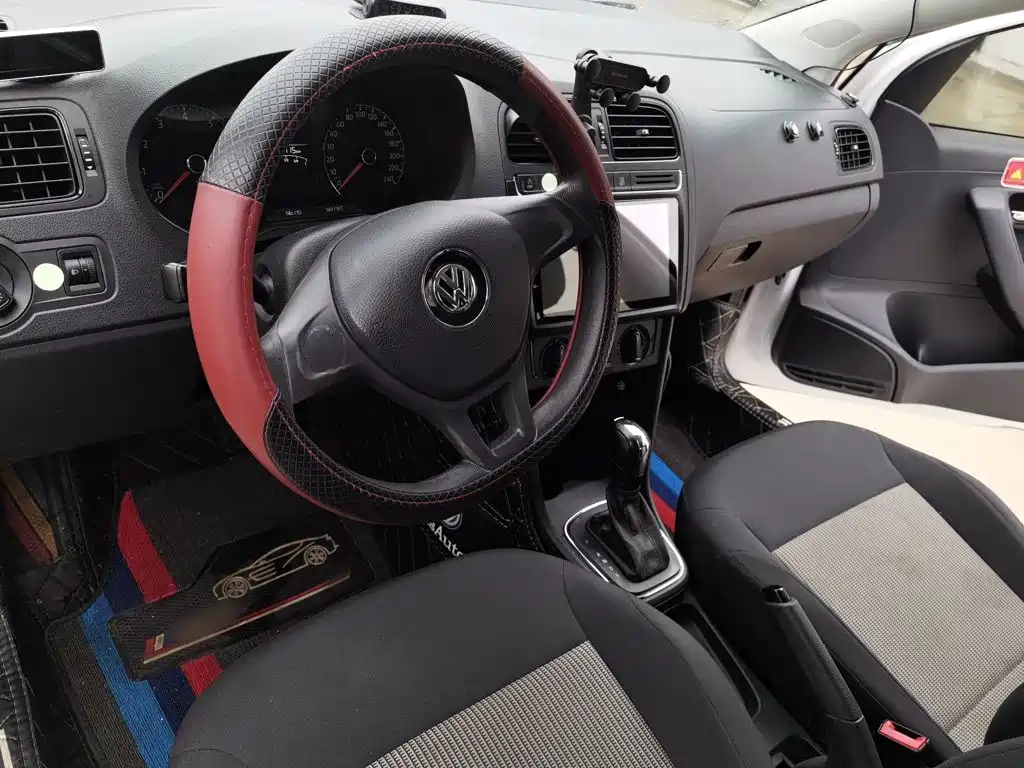 Volkswagen Polo — миниатюра 17