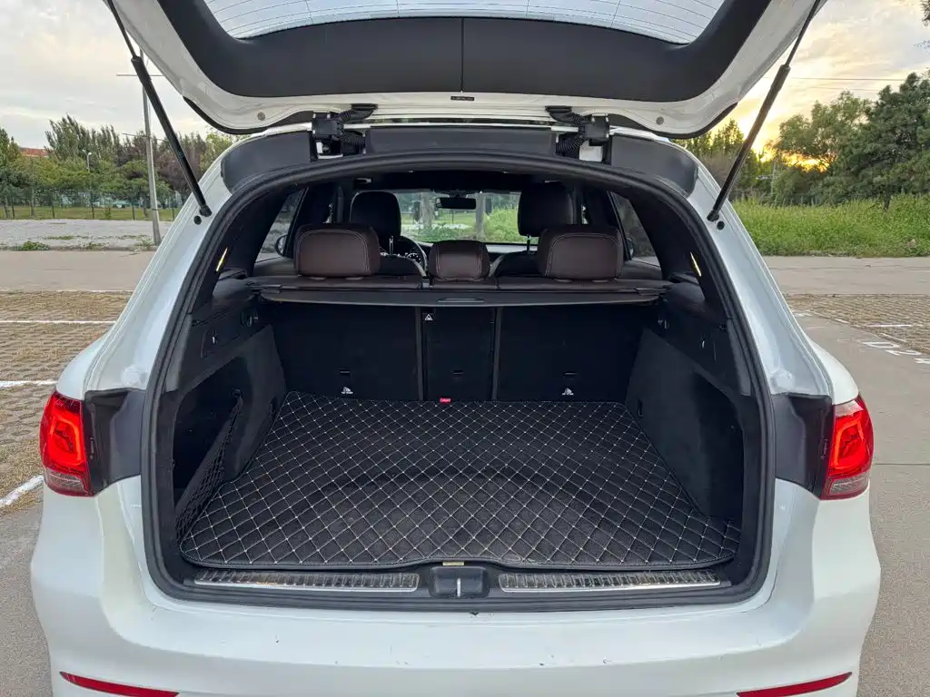 Mercedes-Benz GLC — миниатюра 8