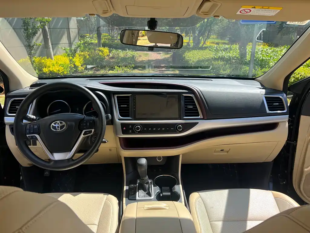Toyota Highlander 2018 2.0T Elite 7 мест VI