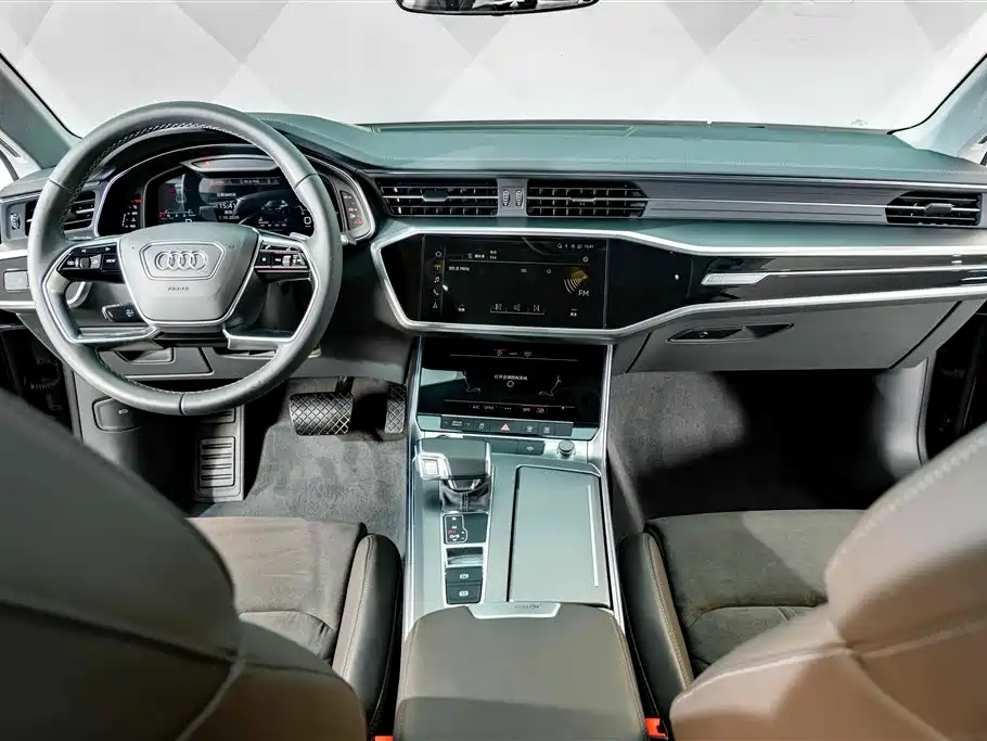 Audi A7L — миниатюра 12